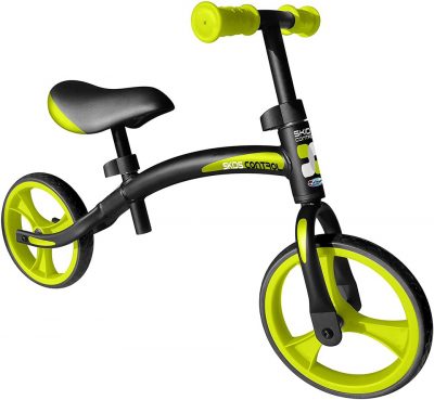 Odrážadlo Skids Control čierna/zelenáSuper odrážadlo je ako stvorené do krásneho jarného a letného počasia. Detské odrážadlo je ideálne pre prípravu na udržanie stability a rovnováhy jazdy na bicykli. K zvýšeniu bezpečnosti je vhodné používať prilbu a chrániče ako u cyklistov. Výška riadidiel a sedadla je ľahko nastaviteľná.  Materiál: oceľ/plastVeľkosť kolies: 25 cmGumené kolesáVýška sedadla a riadidiel nastaviteľnáŠírka riadidiel: 40 cmMaximálna nosnosť: 20 kgOdporúčaný vek: 2 - 4 roky