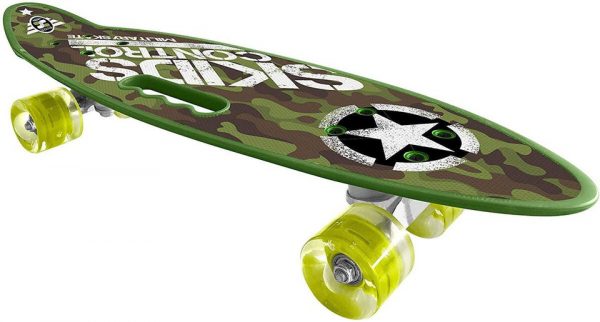Skateboard Skids Control Military SkateSkvelý skateboard s vojenským motívom. Doska skateboardu je odolná s protišmykovou podložkou. Kolesá sú robúsne z PVC a žlto-priehľadnej farby.  Kolesá PVC: priemer 60 mm