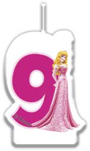 Sviečka Princezné č. 9Narodeninová sviečka s motívom Disney Princezné bude dokonalou ozdobou slávnostnej torty.Pasuje k moderným farebným