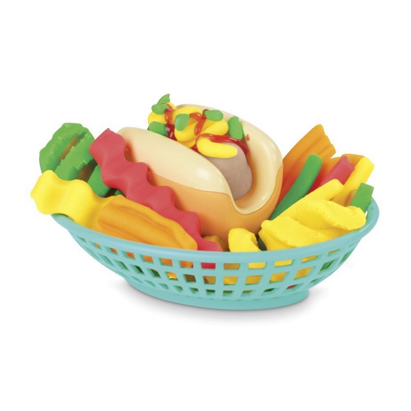 tenučké alebo mriežkovité – vo svete kuchynských výtvorov Play-Doh nájdete všetky druhy hranolčekov. Modelína Play-Doh bude krásne prechádzať priehľadným hranolčekovačom a tvoriť zatočené alebo vrúbkované hranolčeky. Vytlačte rovné hranolčeky prenosnou nádobou