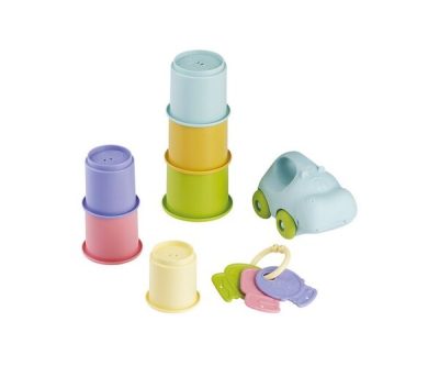 Playgo Hračky pre batoľatá sadaTáto sada hračiek zabaví vaše najmenšie ratolesti na dlhú dobu a pomôže v rozvoji hrubej a jemnej motoriky. V balení nájdete farebné tégliky