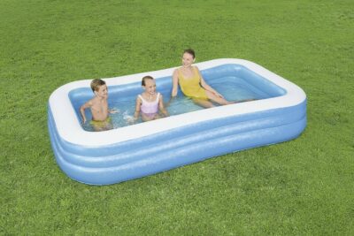 alebo chatu. Bazén je navrhnutý hlavne pre deti od 3 rokov