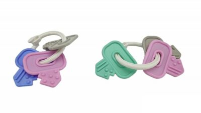 Profibaby Plastové kľúče hryzátkoKrúžok s tromi navlečenými farebnými dielikmi pre najmenšie deti. Hračky