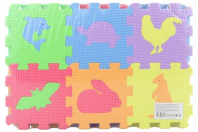 Puzzle mäkké penové zvieratkáSlúžia ako podložka v detskej izbe alebo ako pomôcka na poznávanie zvierat a farieb. Mäkké bloky sú obľúbenou a osvedčenou hračkou pre chlapcov aj dievčatká. Veľkosť jedného bloku: 16x16 cmPočet blokov v balení: 36 ksVýška bloku: 0