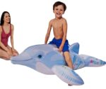 aby umožňoval pohodlné sedenie pre jedno dieťa. Delfín je opatrený na bokoch držiakmi. Značkový výrobok firmy Intex. Technický popis: výrobca Intexrozmery 175 x 66 cmmateriál vinyl (0.25 mm)opravná sada2x madlá
