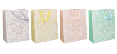 Darčeková taška 31x42x12cmDarčeková taška vyrobená z kvalitného tvrdého papiera s rôznymi motívmi