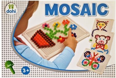 Kreatívne tvorenie MozaikaPomocou plastovej dosky a viacfarebných malých